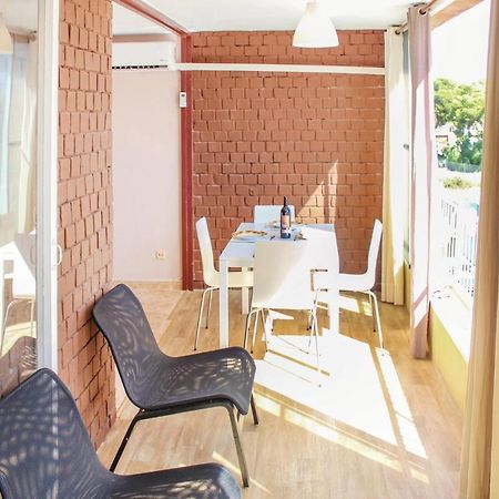 2 Bedroom Pet Friendly Apartment In Alicante Exterior foto