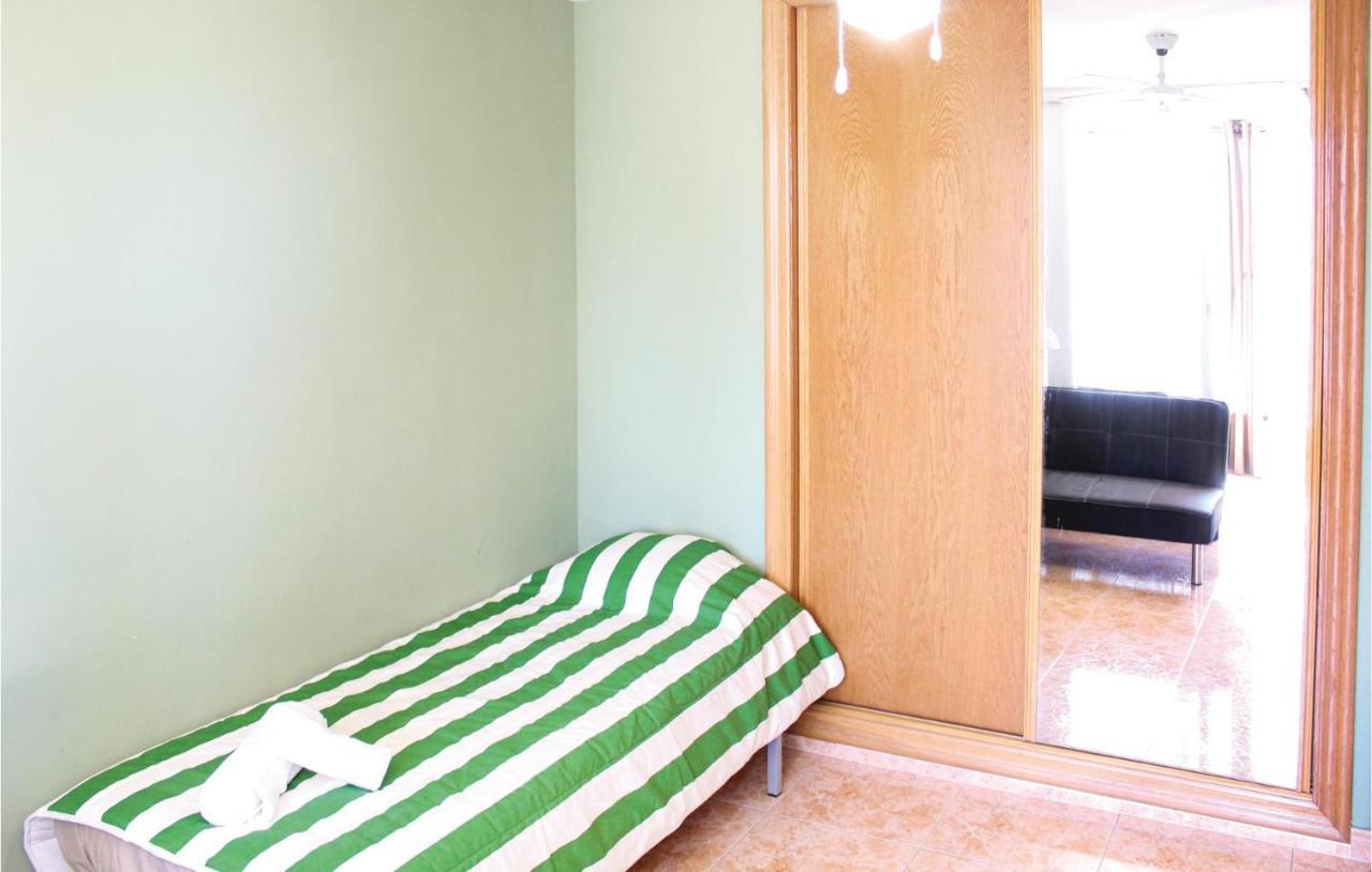 2 Bedroom Pet Friendly Apartment In Alicante Exterior foto