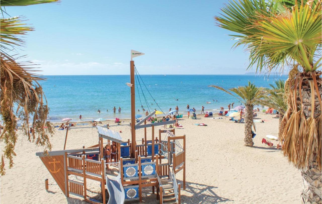 2 Bedroom Pet Friendly Apartment In Alicante Exterior foto